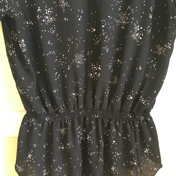 RW&Co. Blouse - Picture 4 of 6